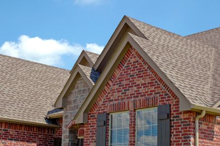 What Should You Do If Your Roof Starts Leaking During a Storm?